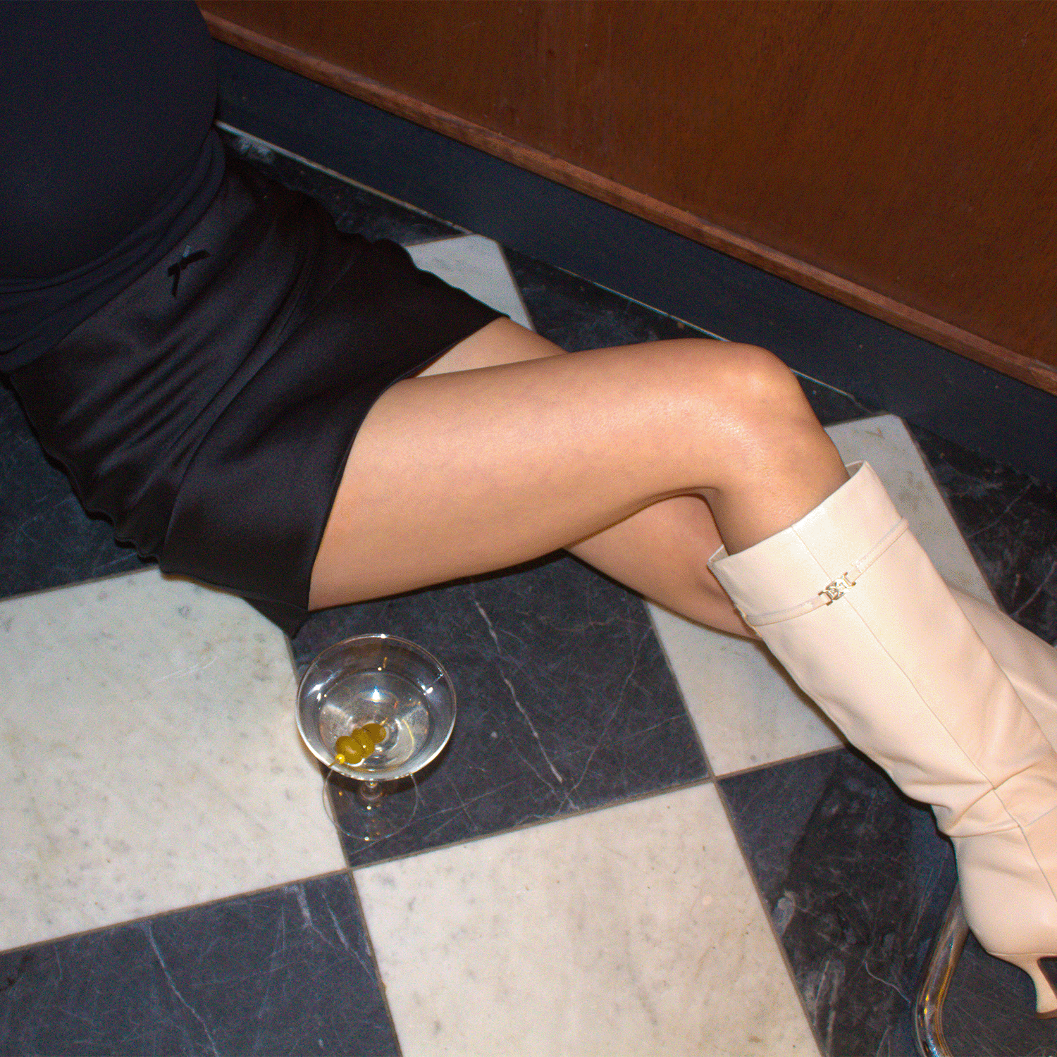 Vita Mia Goes Out